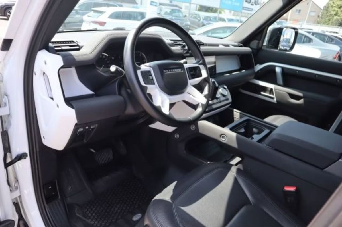 Land Rover Defender 110 3.0d mhev X-Dynamic SE awd 200cv auto 7p.ti (7)