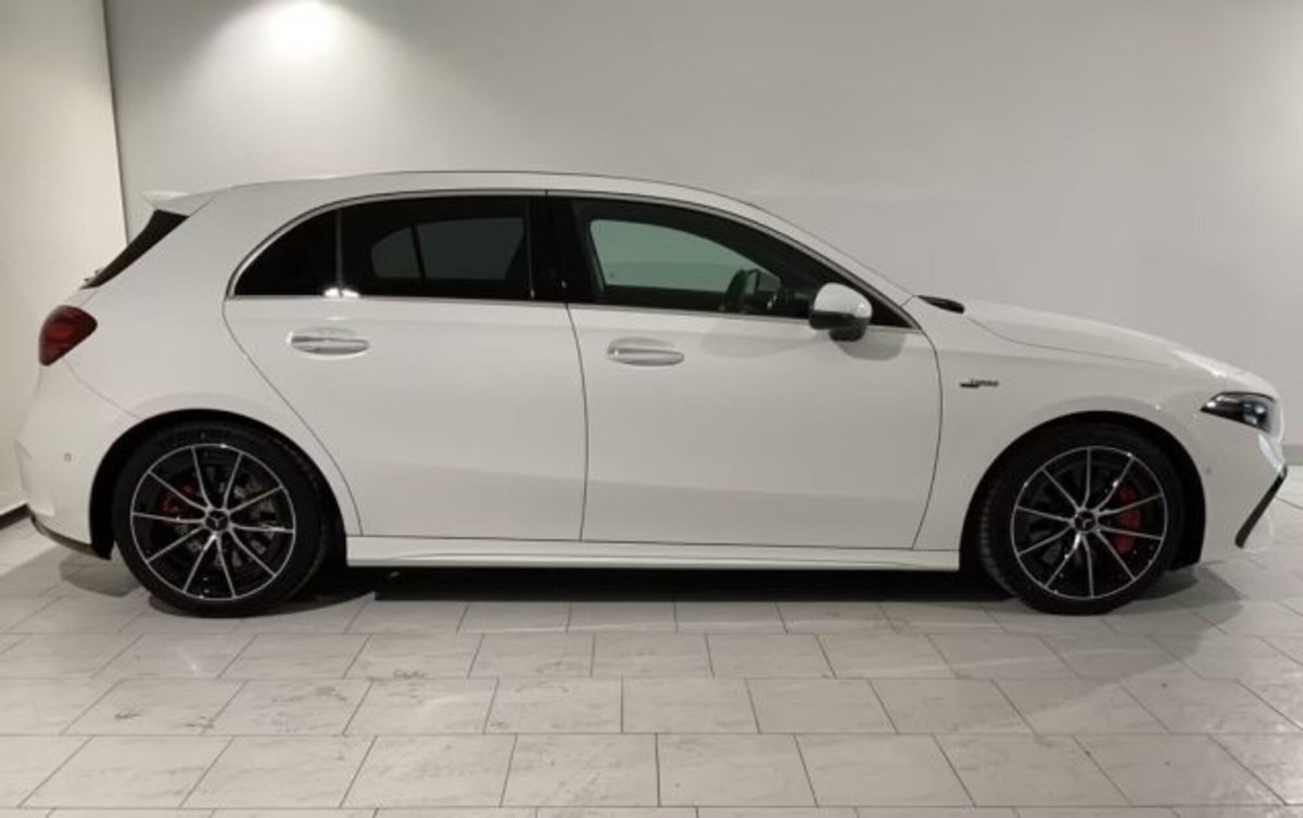 Mercedes-Benz Classe A AMG 35 AMG Line Premium Plus 4matic auto (2)