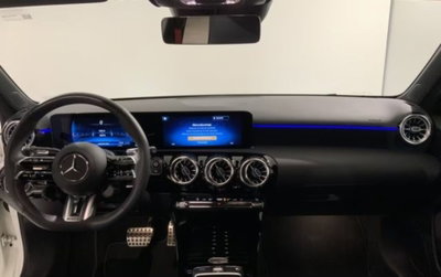 Mercedes-Benz Classe A AMG 35 AMG Line Premium Plus 4matic auto (9)