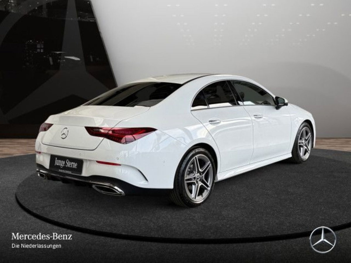 Mercedes-Benz CLA 180 d Premium (5)