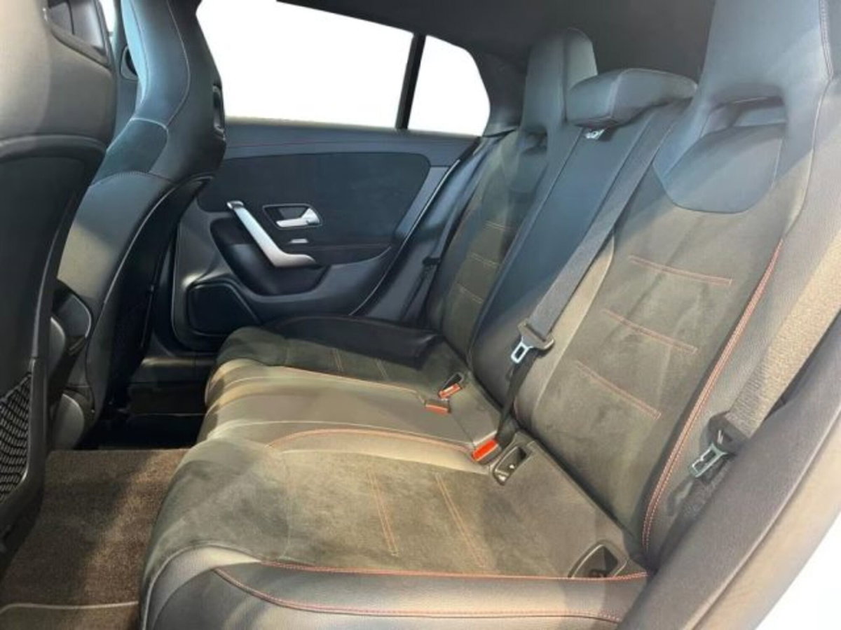 Mercedes-Benz CLA Shooting Brake 200 d AMG Line Premium Plus auto (10)