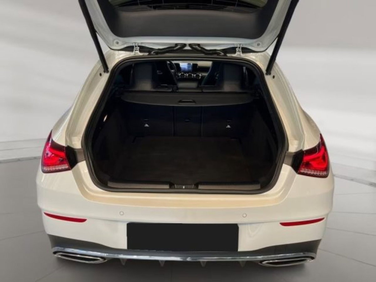 Mercedes-Benz CLA Shooting Brake 200 d AMG Line Premium Plus auto (12)