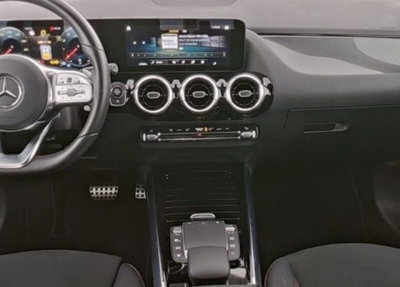 Mercedes-Benz GLA SUV 200 Automatic Premium (6)