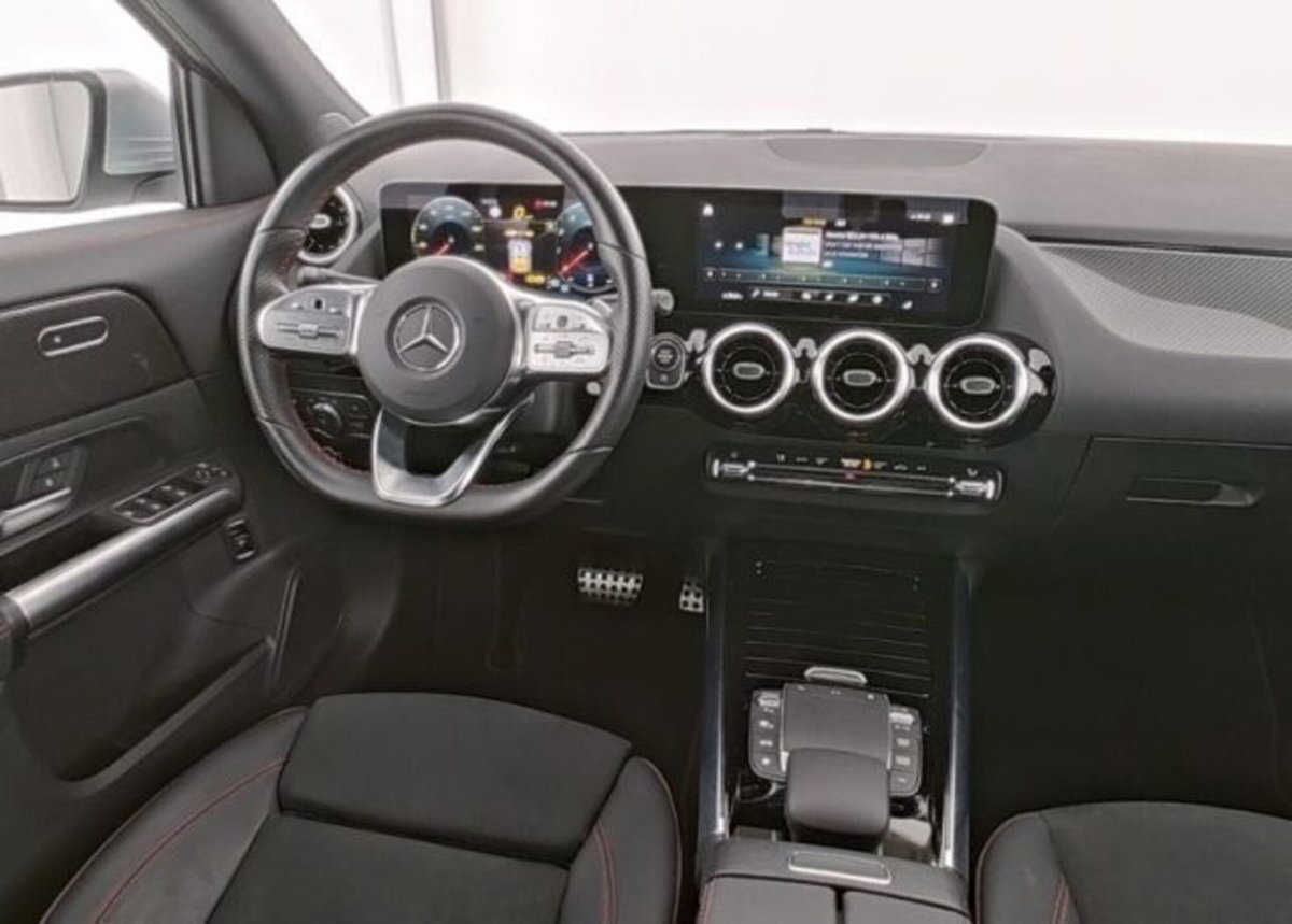 Mercedes-Benz GLA SUV 200 Automatic Premium (7)