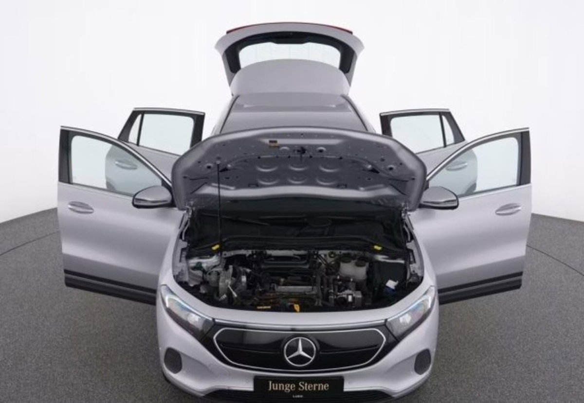 Mercedes-Benz EQA 250 Sport Plus (10)