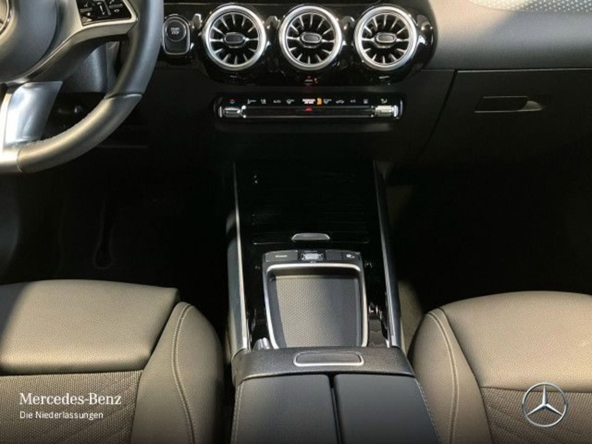 Mercedes-Benz EQA 250 Sport Plus (11)