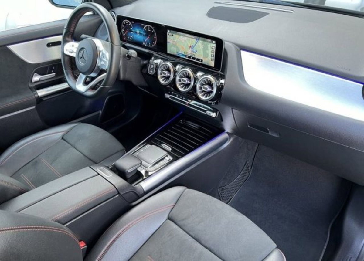 Mercedes-Benz GLA SUV 220 d Automatic 4Matic Premium (10)