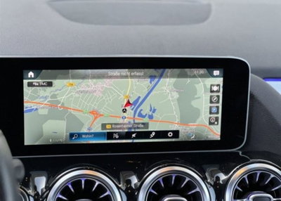 Mercedes-Benz GLA SUV 220 d Automatic 4Matic Premium (14)