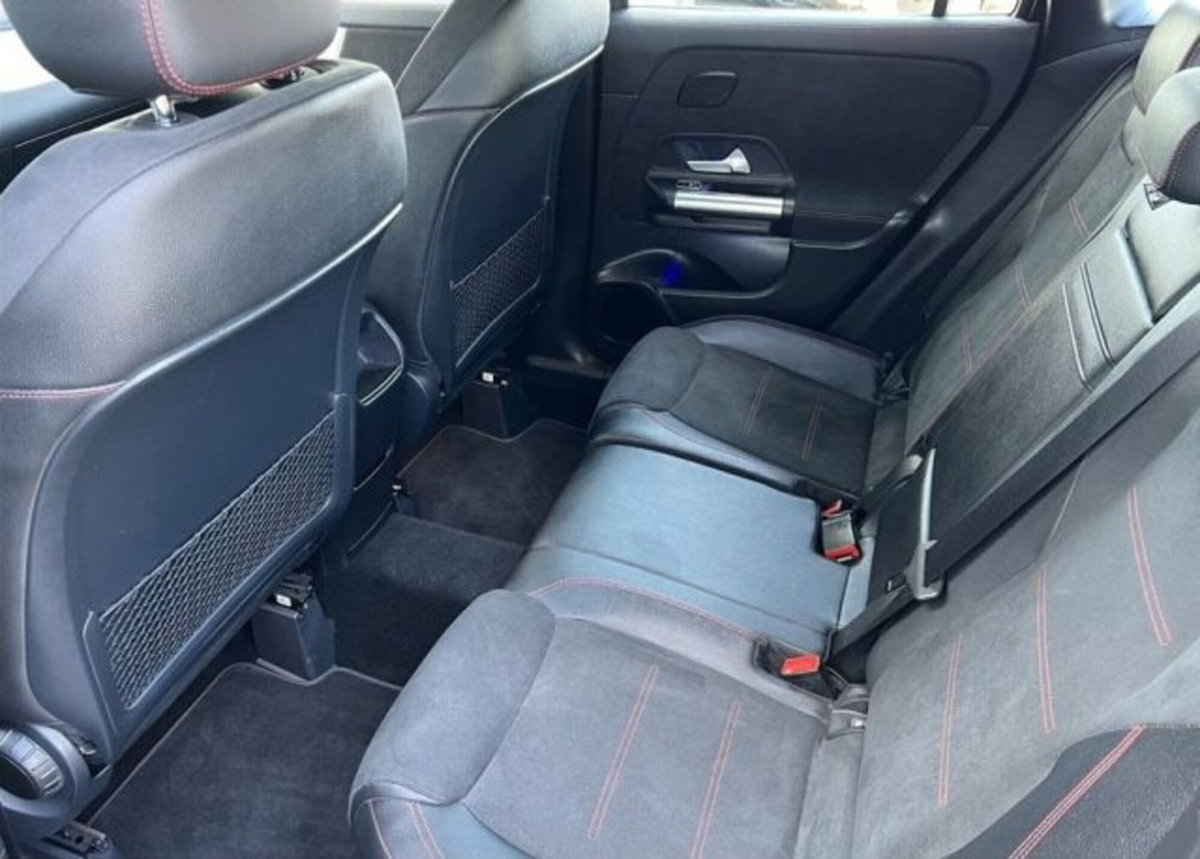 Mercedes-Benz GLA SUV 220 d Automatic 4Matic Premium (19)