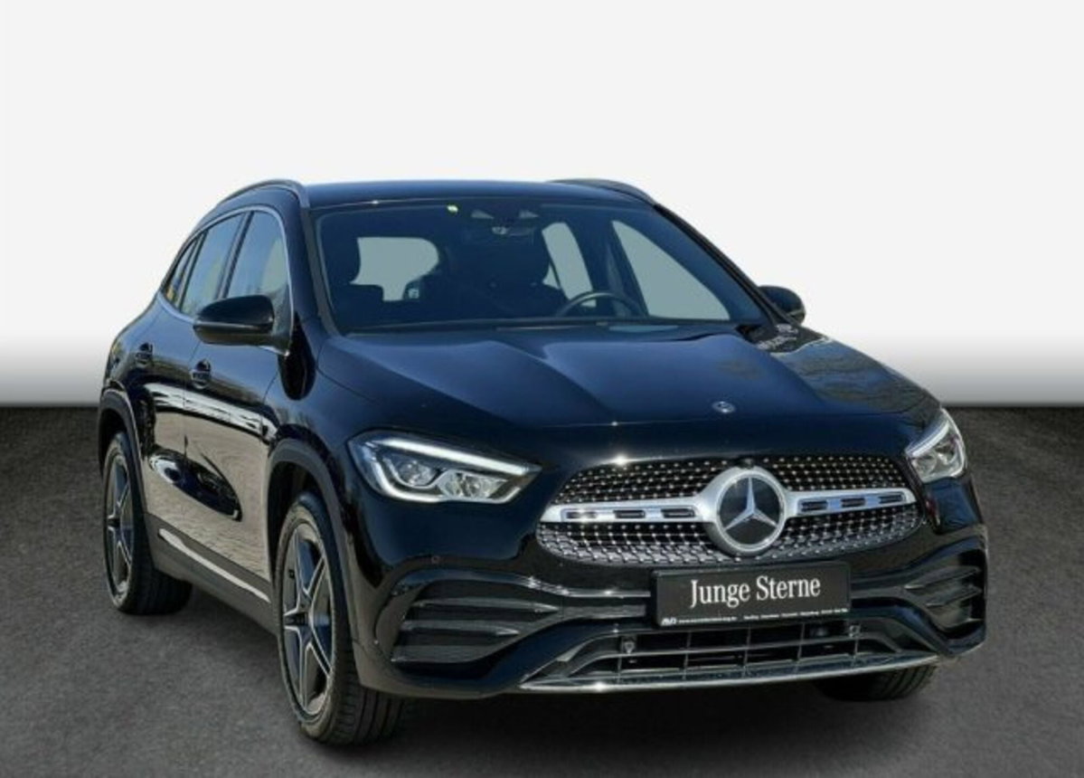 Mercedes-Benz GLA SUV 220 d Automatic 4Matic Premium (2)