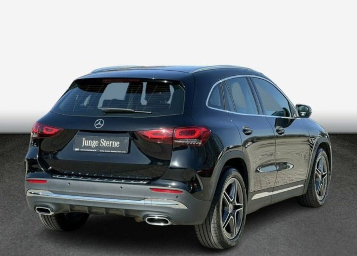 Mercedes-Benz GLA SUV 220 d Automatic 4Matic Premium (3)