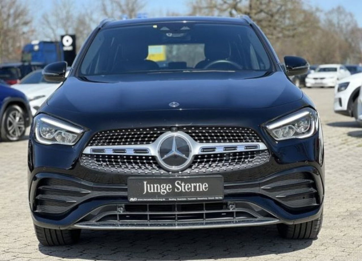Mercedes-Benz GLA SUV 220 d Automatic 4Matic Premium (5)