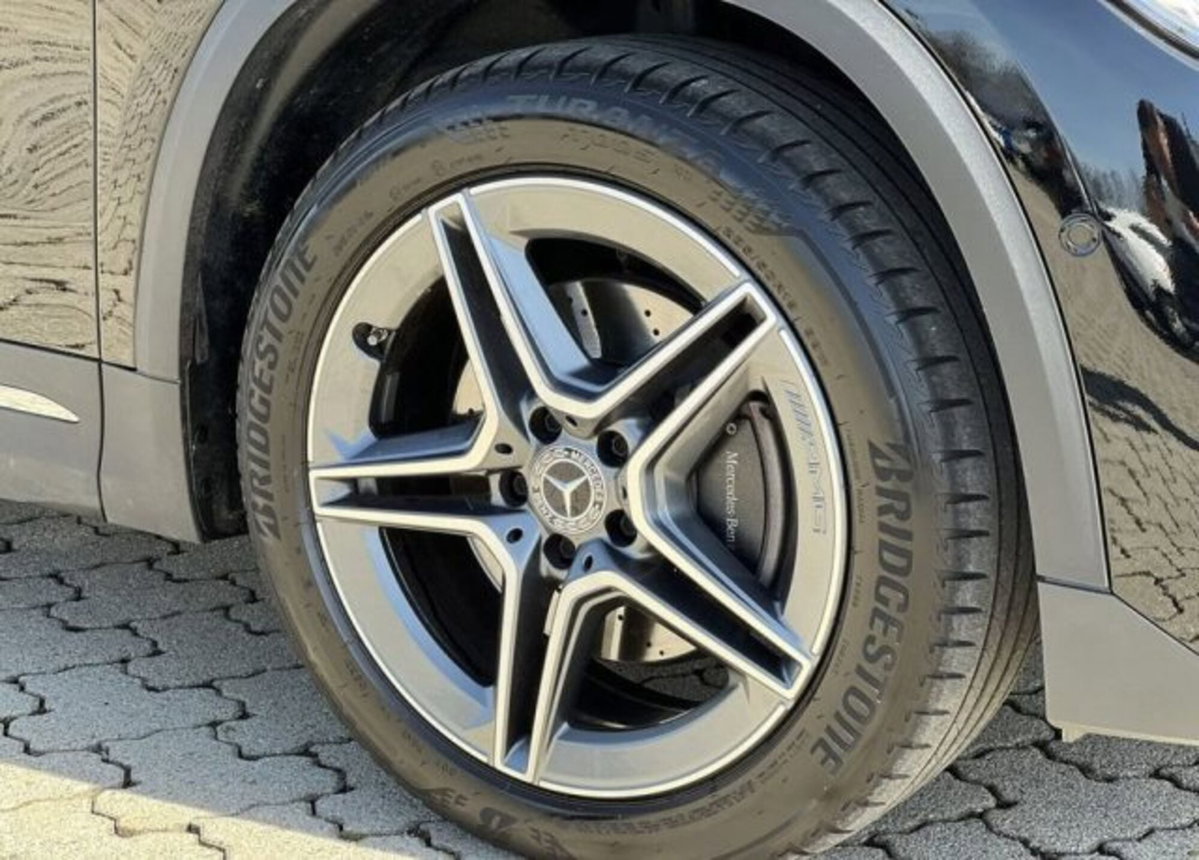 Mercedes-Benz GLA SUV 220 d Automatic 4Matic Premium (8)