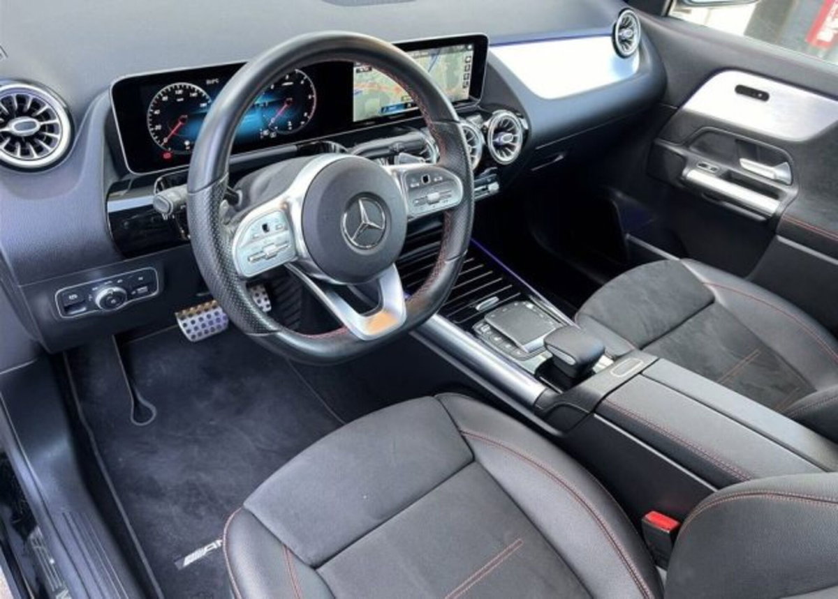 Mercedes-Benz GLA SUV 220 d Automatic 4Matic Premium (9)