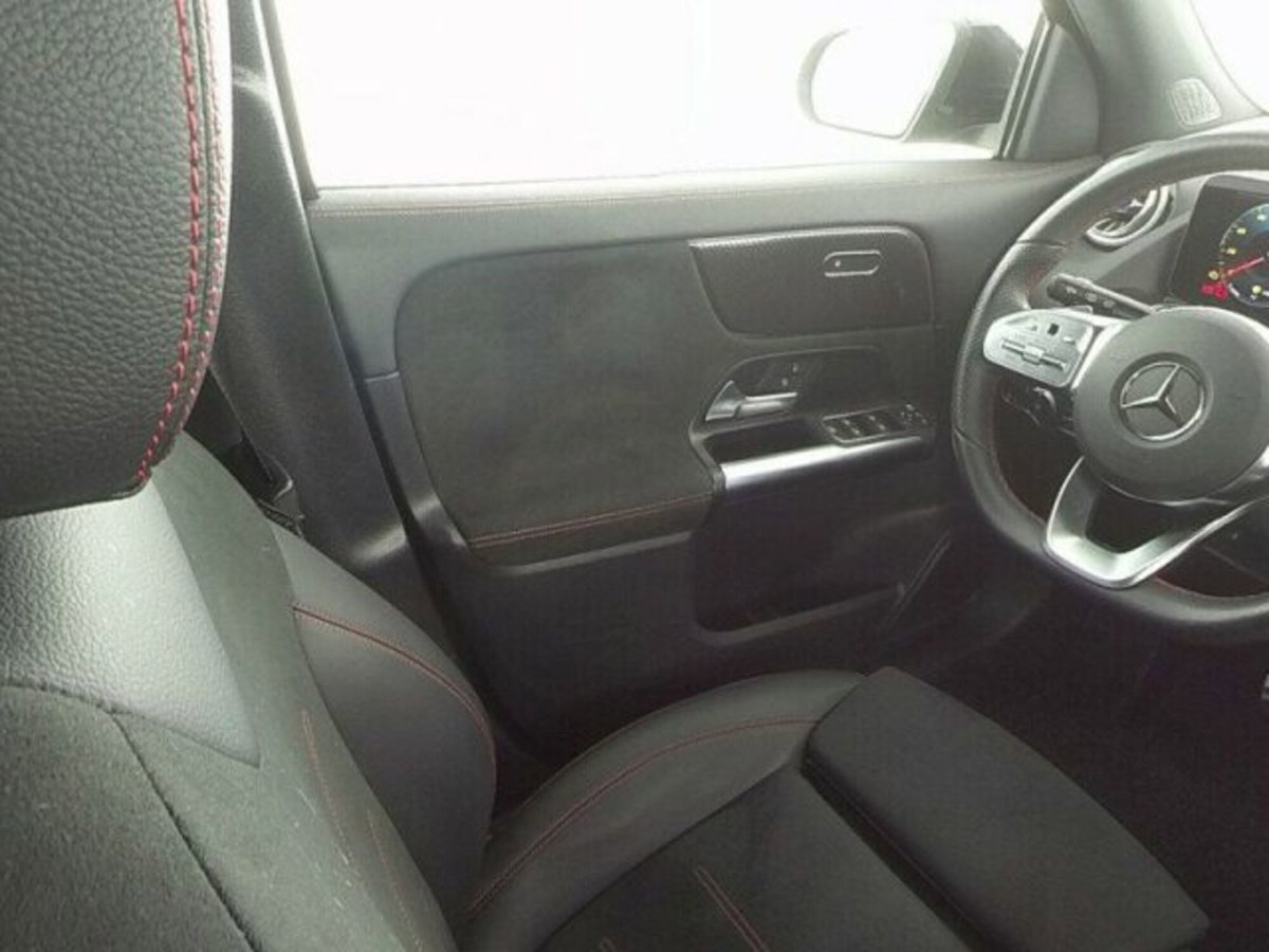 Mercedes-Benz GLA SUV 220 d AMG Line Premium Plus 4matic auto (7)