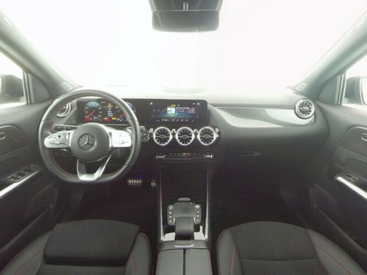 Mercedes-Benz GLA SUV 220 d AMG Line Premium Plus 4matic auto (8)
