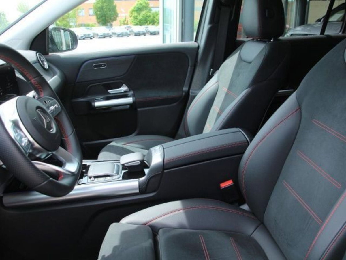 Mercedes-Benz GLA SUV 220 d AMG Line Premium Plus 4matic auto (11)