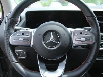 Mercedes-Benz GLA SUV 220 d AMG Line Premium Plus 4matic auto (12)