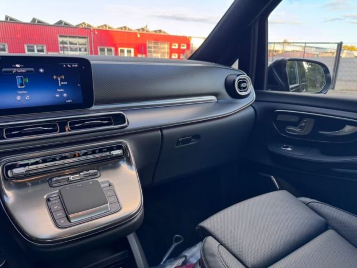 Mercedes-Benz Classe V Long 300 d Exclusive auto (13)