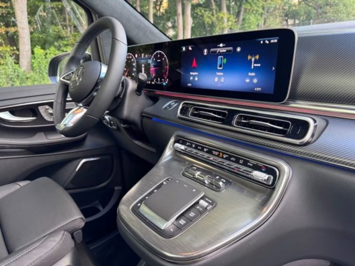 Mercedes-Benz Classe V Long 300 d Exclusive auto (15)