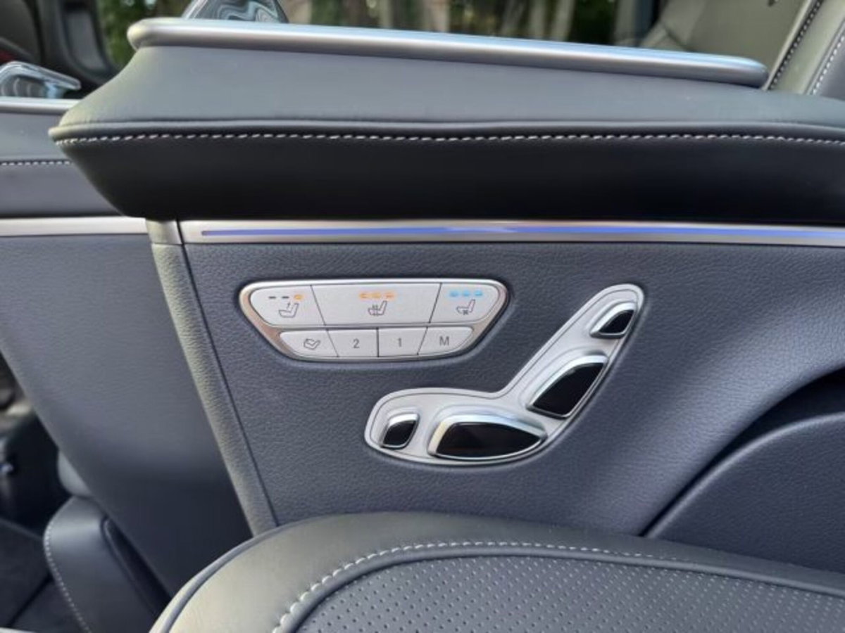 Mercedes-Benz Classe V Long 300 d Exclusive auto (16)