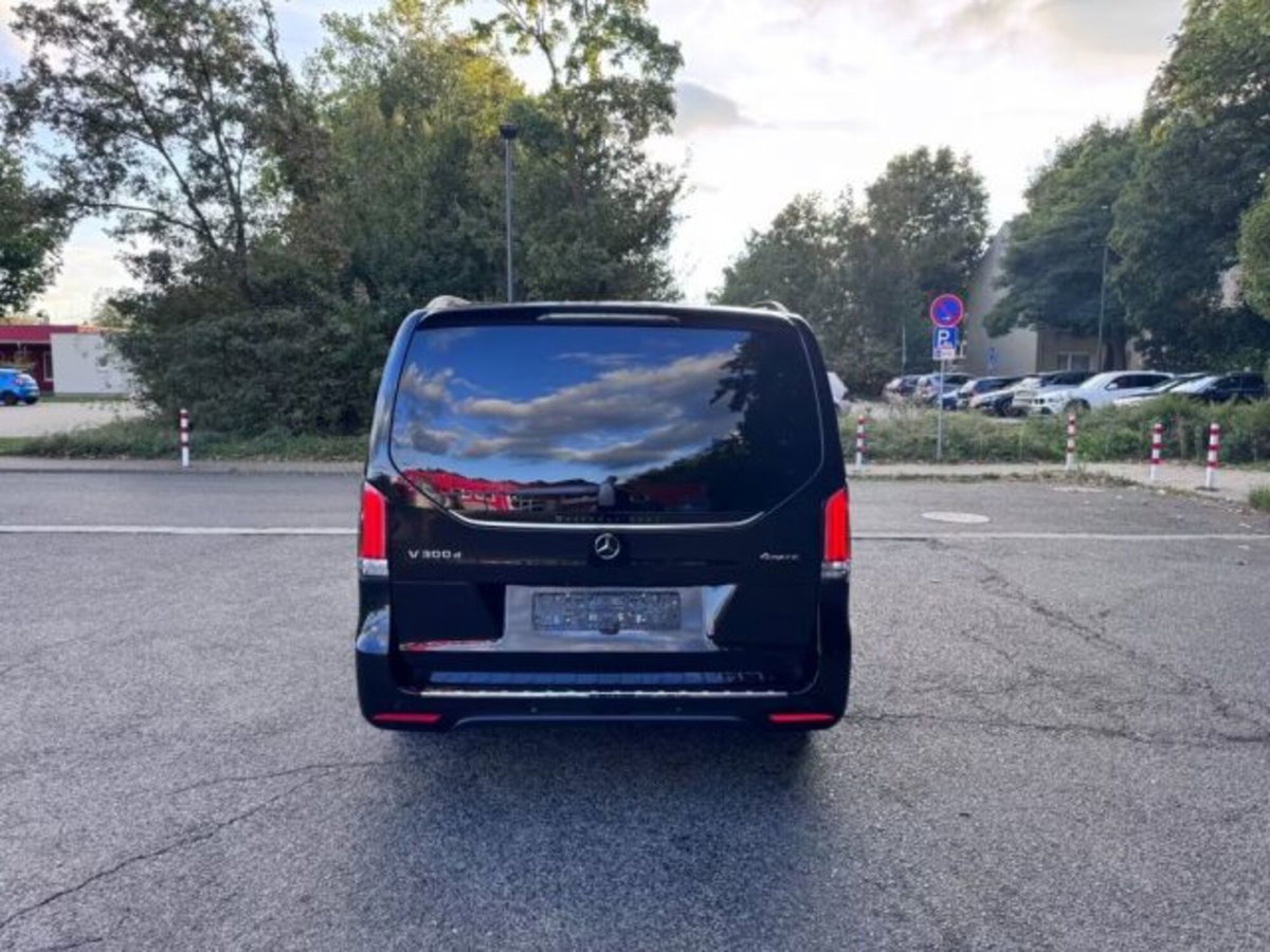 Mercedes-Benz Classe V Long 300 d Exclusive auto (6)