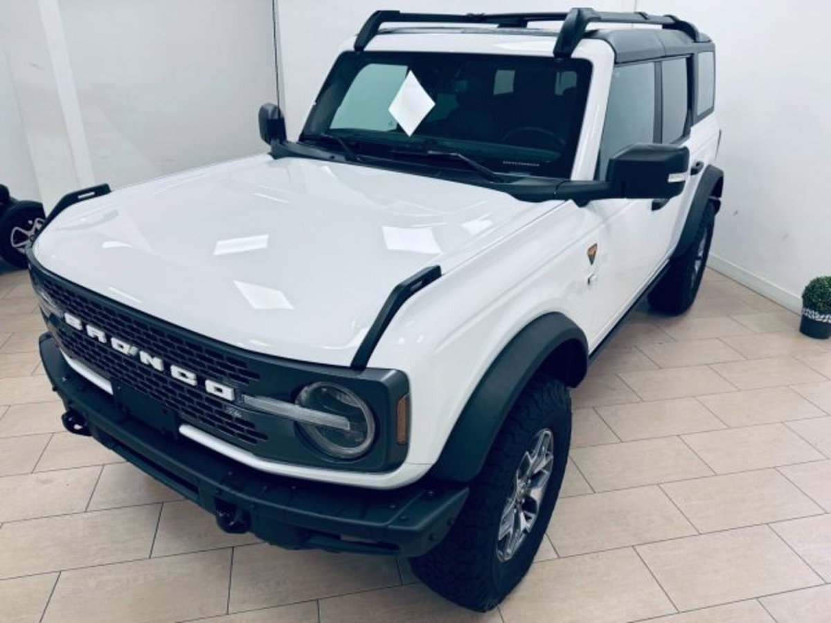 Ford Bronco 2.7 ecoboost V6 Badlands 4x4 335cv auto (2)