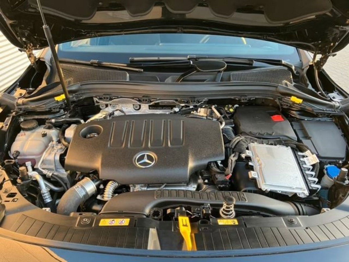 Mercedes-Benz GLA SUV 180 d AMG Line Premium Plus auto (11)