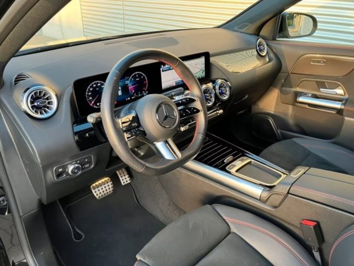 Mercedes-Benz GLA SUV 180 d AMG Line Premium Plus auto (4)