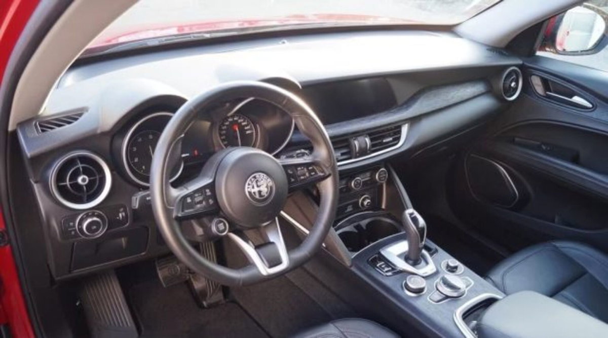 Alfa Romeo Stelvio Stelvio 2.0 Turbo 200 CV AT8 Q4 Super Business (6)
