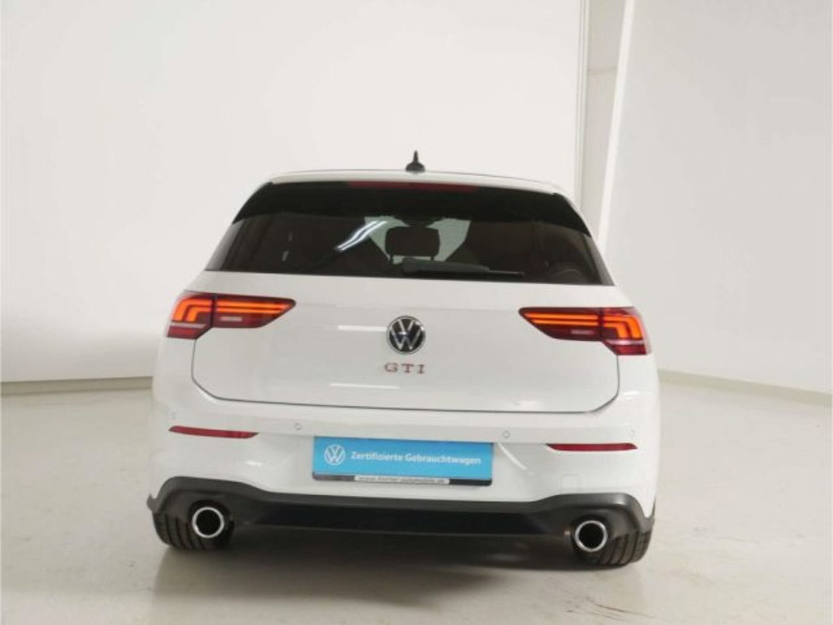 Volkswagen Golf 2.0 tsi GTI 265cv dsg (6)