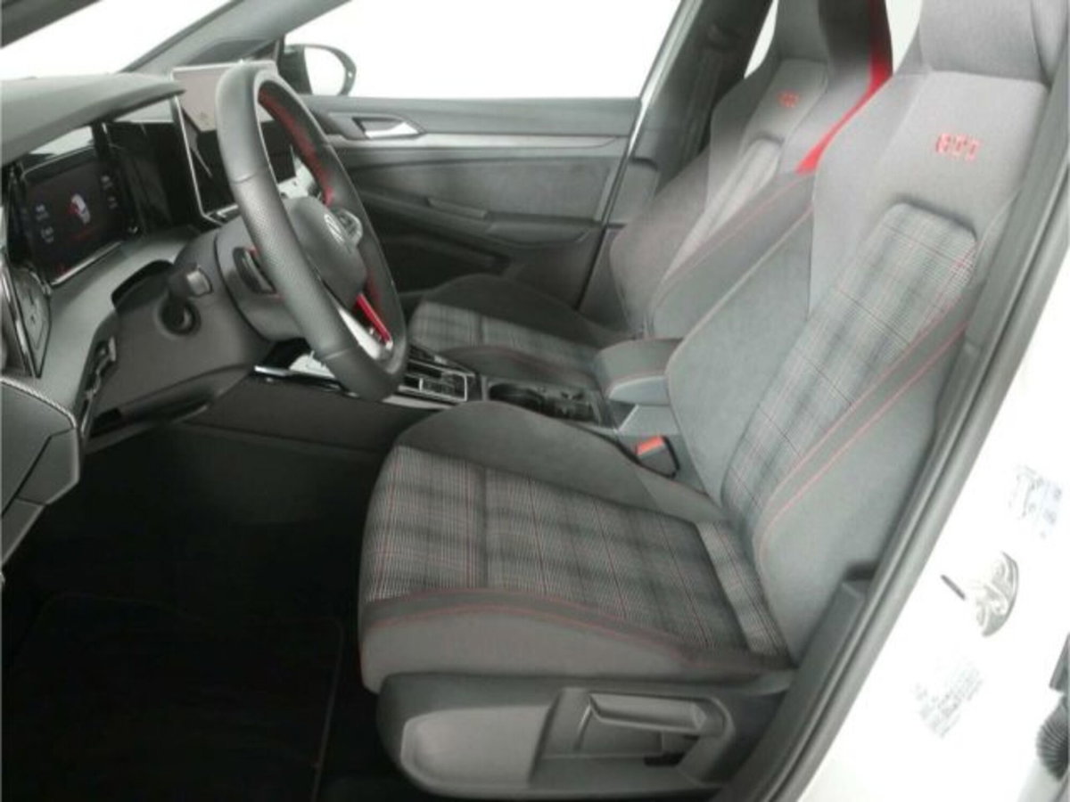 Volkswagen Golf 2.0 tsi GTI 265cv dsg (9)