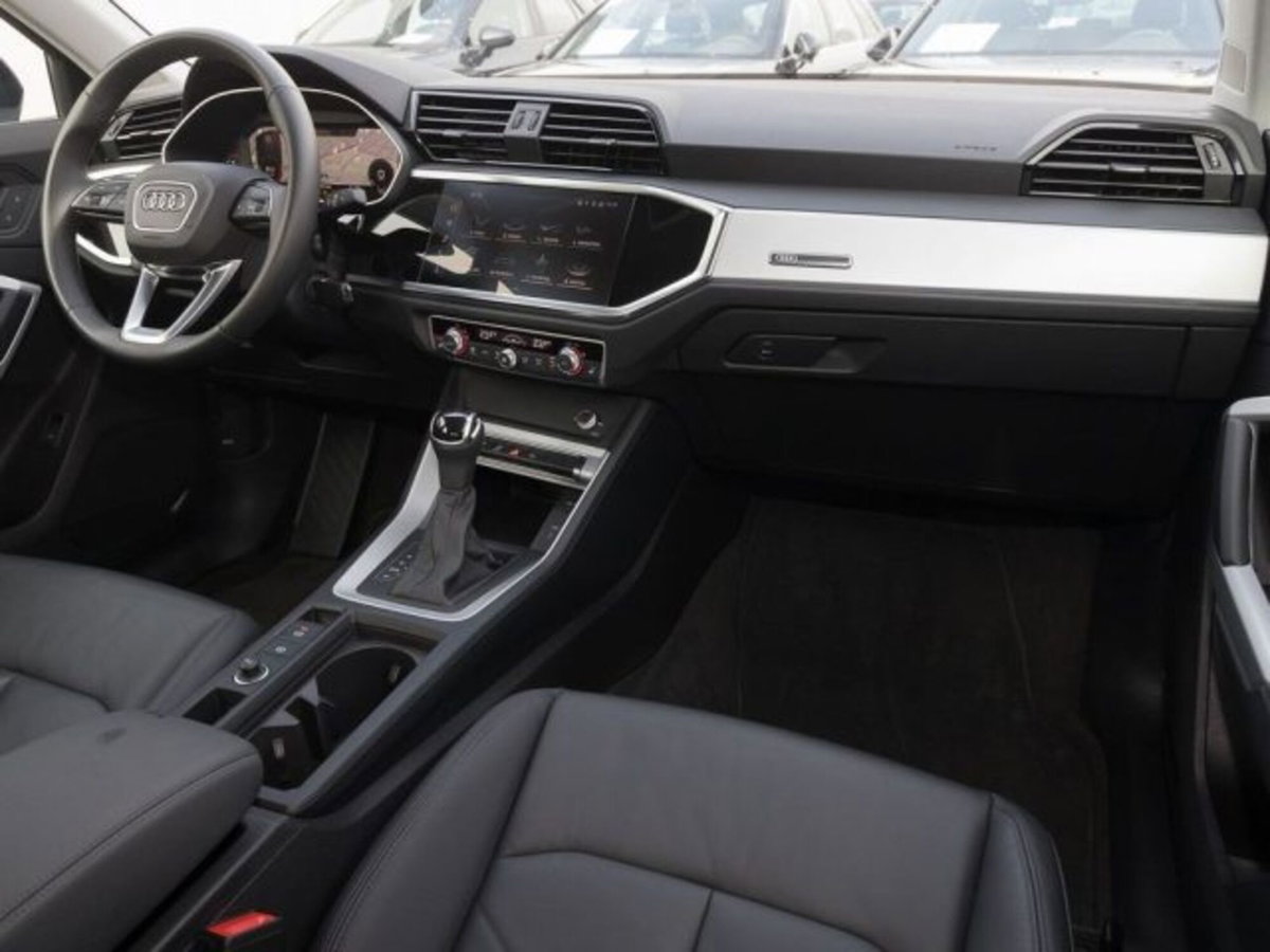 Audi Q3 Sportback 35 TDI quattro S tronic S line edition (5)
