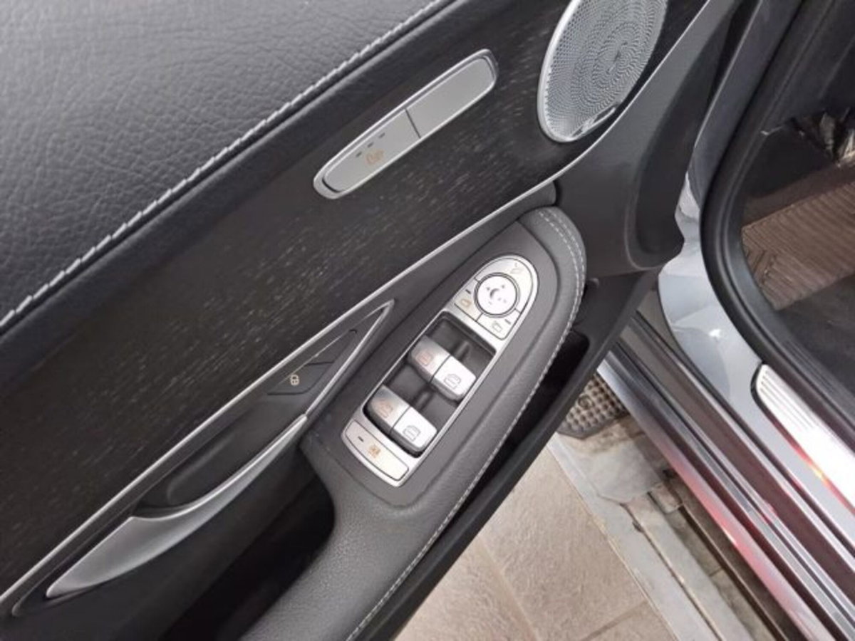 Mercedes-Benz Classe C 220 d 4Matic Auto Premium (9)
