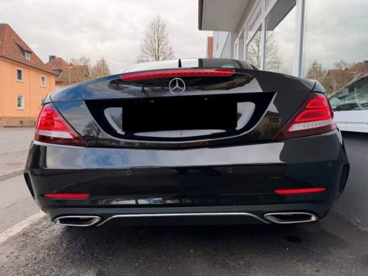 Mercedes-Benz SLC 300 AMG line (13)