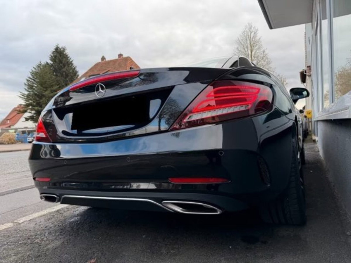 Mercedes-Benz SLC 300 AMG line (14)