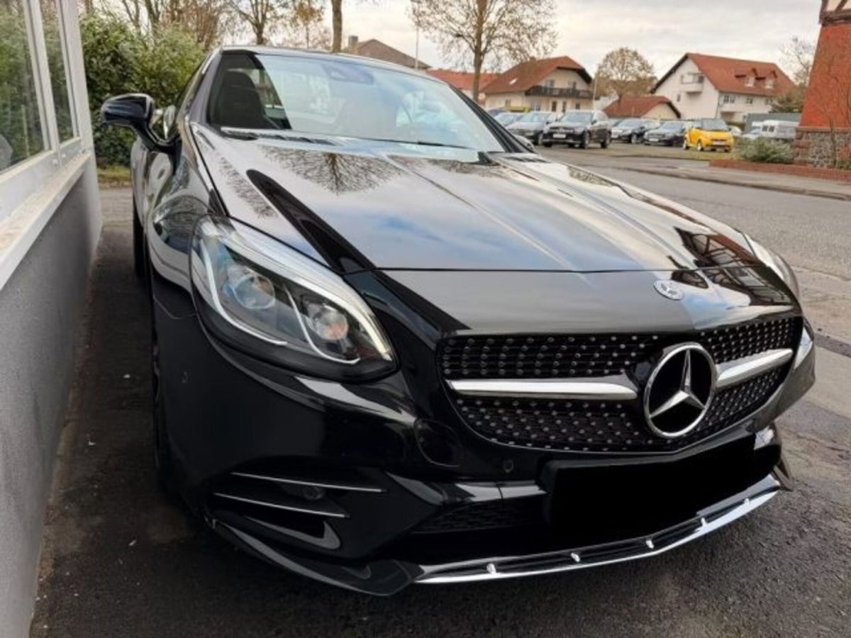Mercedes-Benz SLC 300 AMG line (6)