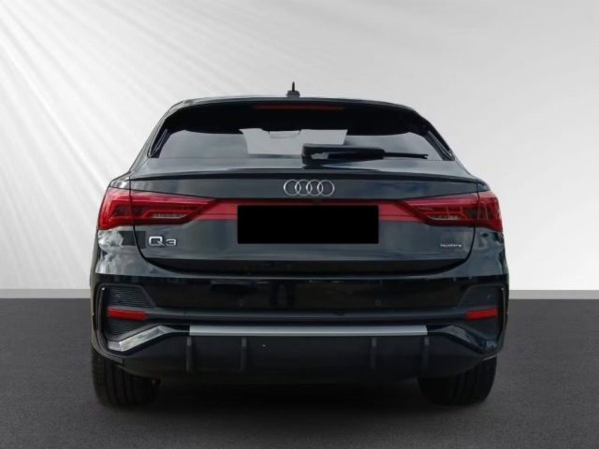 Audi Q3 Sportback 40 TDI quattro S tronic S line edition (3)