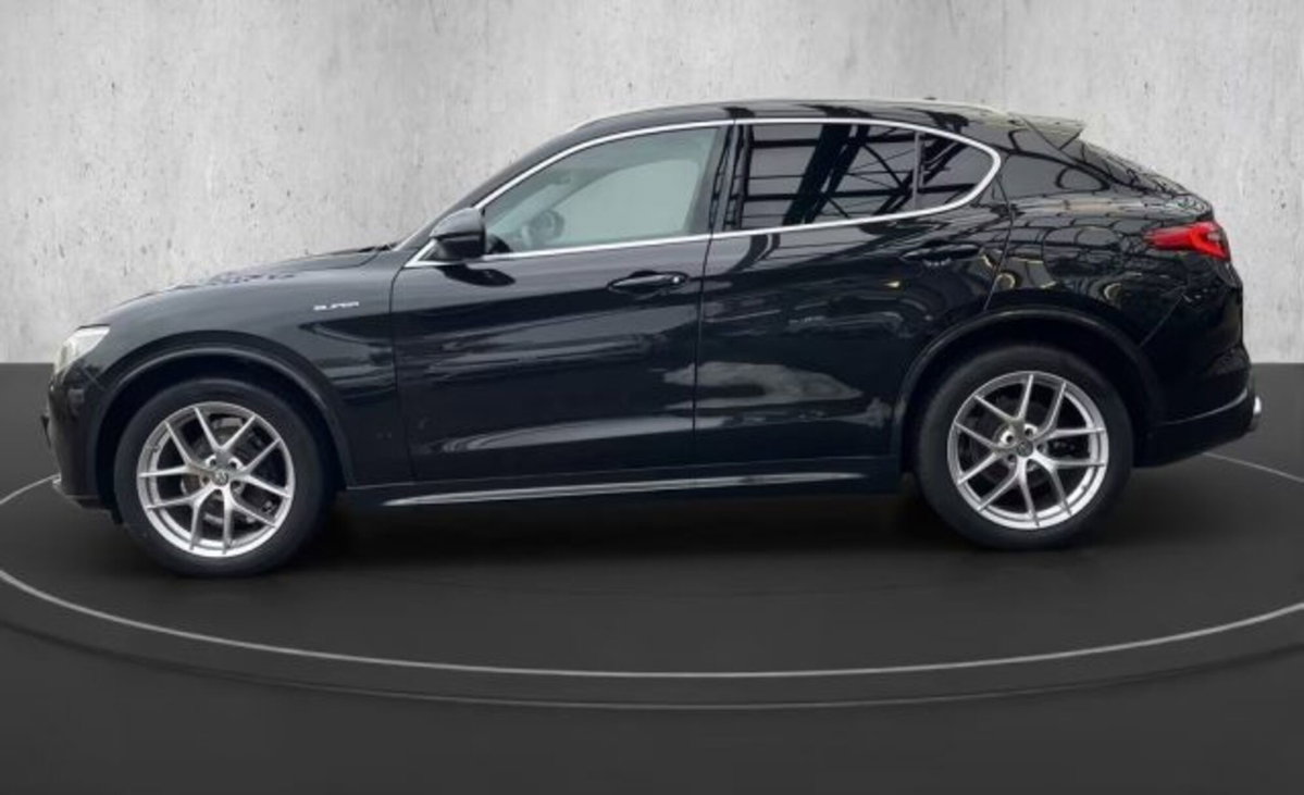 Alfa Romeo Stelvio Stelvio 2.0 Turbo 280 CV AT8 Q4 Ti (3)