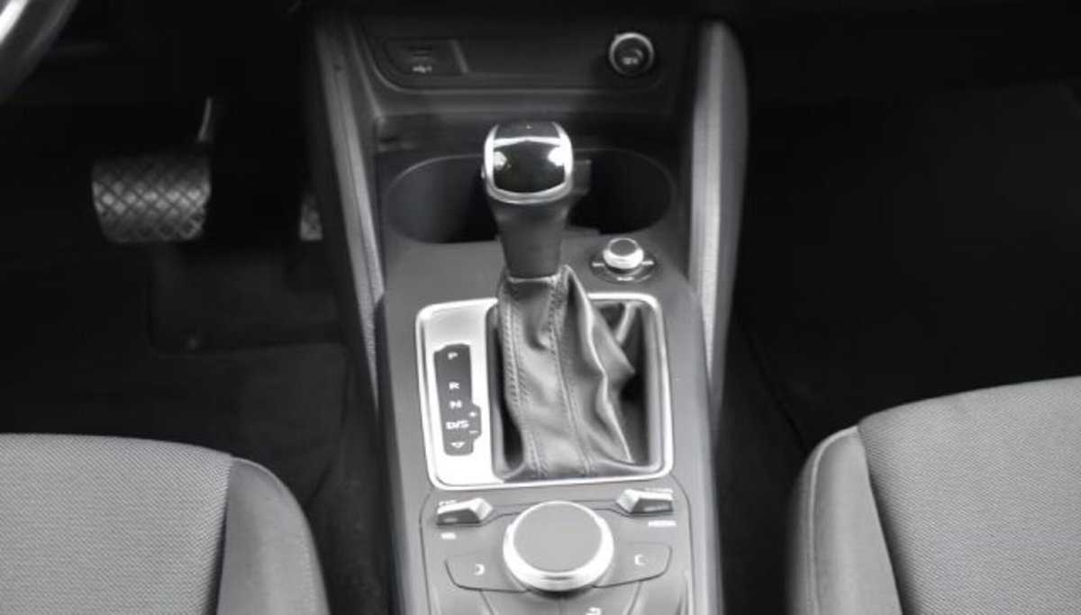 Audi Q2 Q2 35 TDI quattro S tronic S line Edition (15)