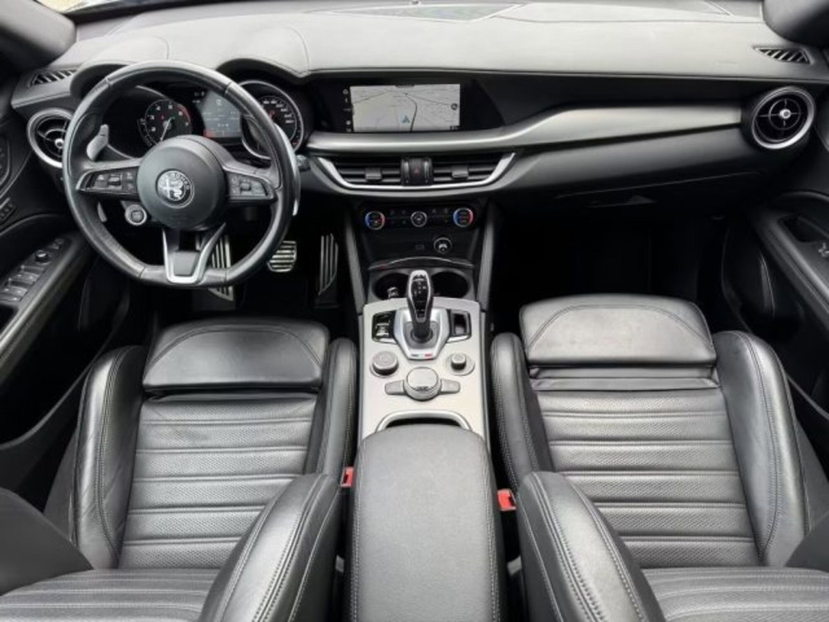 Alfa Romeo Stelvio Stelvio 2.0 Turbo 280 CV AT8 Q4 Veloce (10)