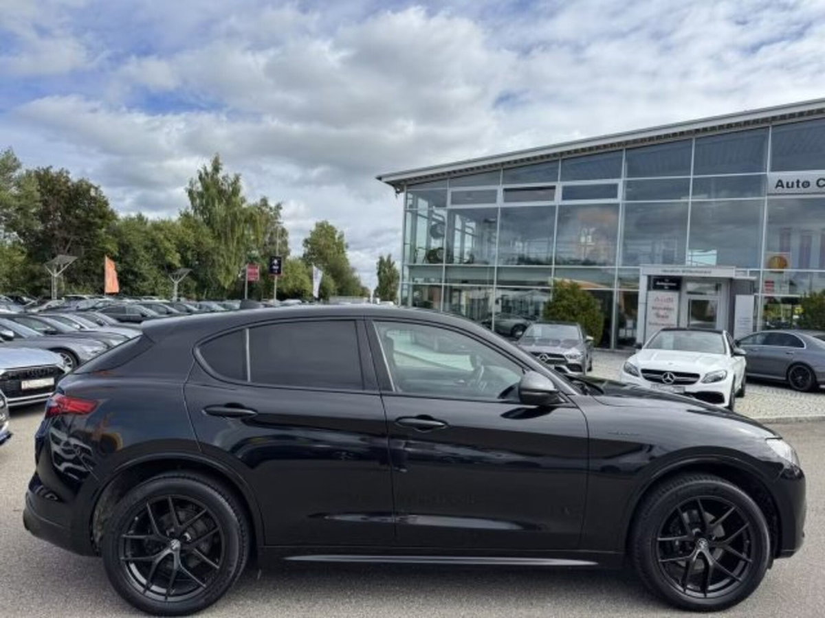 Alfa Romeo Stelvio Stelvio 2.0 Turbo 280 CV AT8 Q4 Veloce (6)