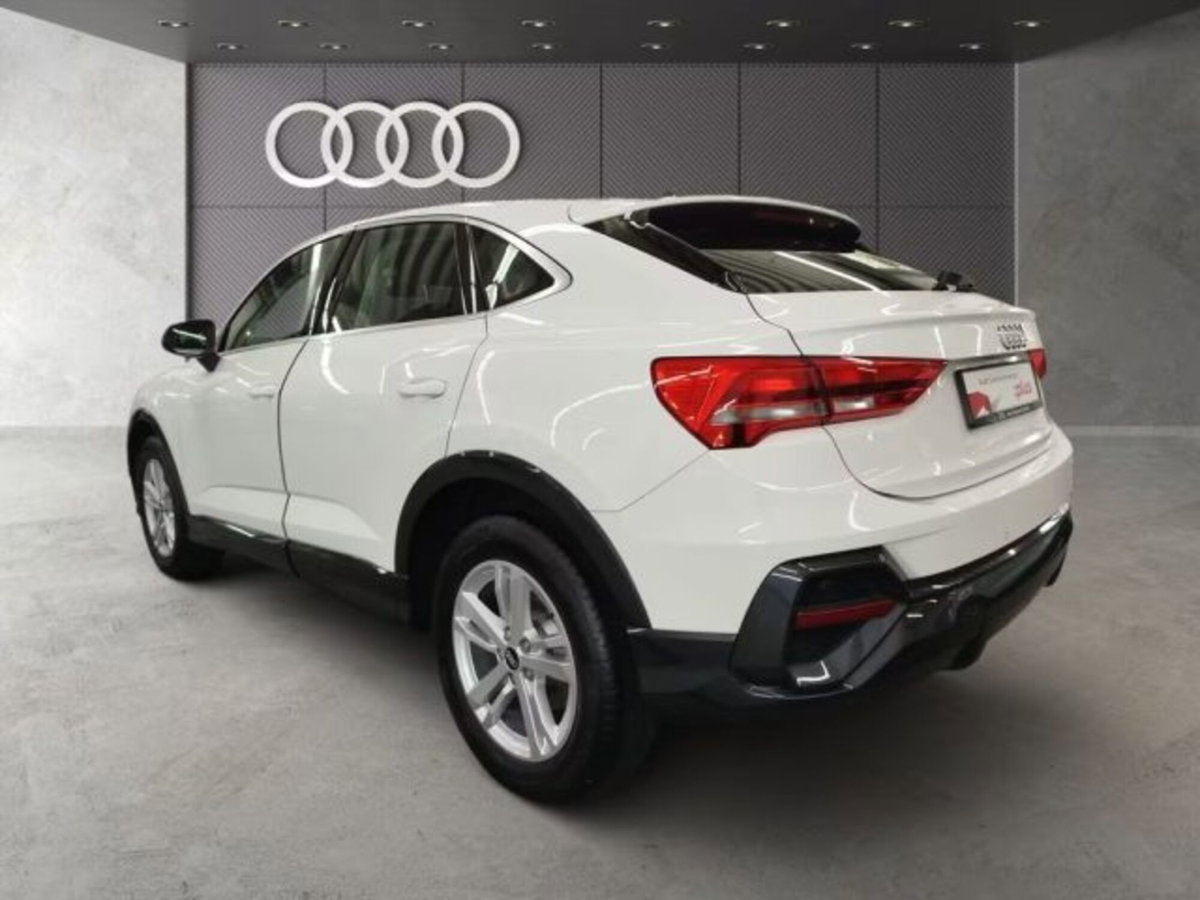 Audi Q3 Sportback 35 TDI quattro S tronic S line edition (2)