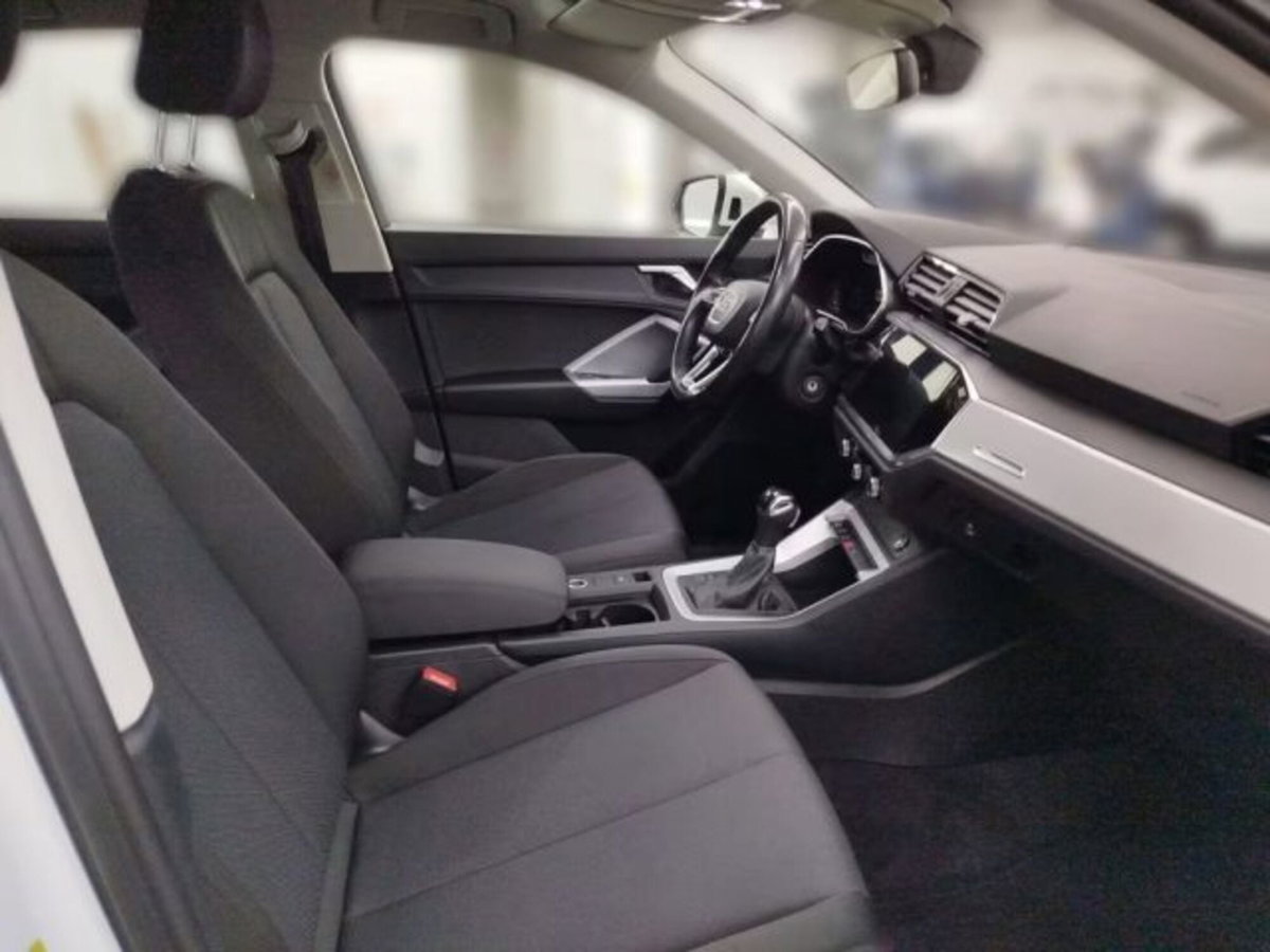 Audi Q3 Sportback 35 TDI quattro S tronic S line edition (6)