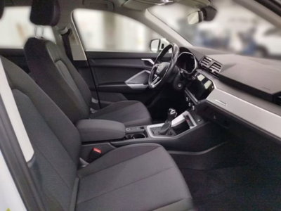 Audi Q3 Sportback 35 TDI quattro S tronic S line edition (6)