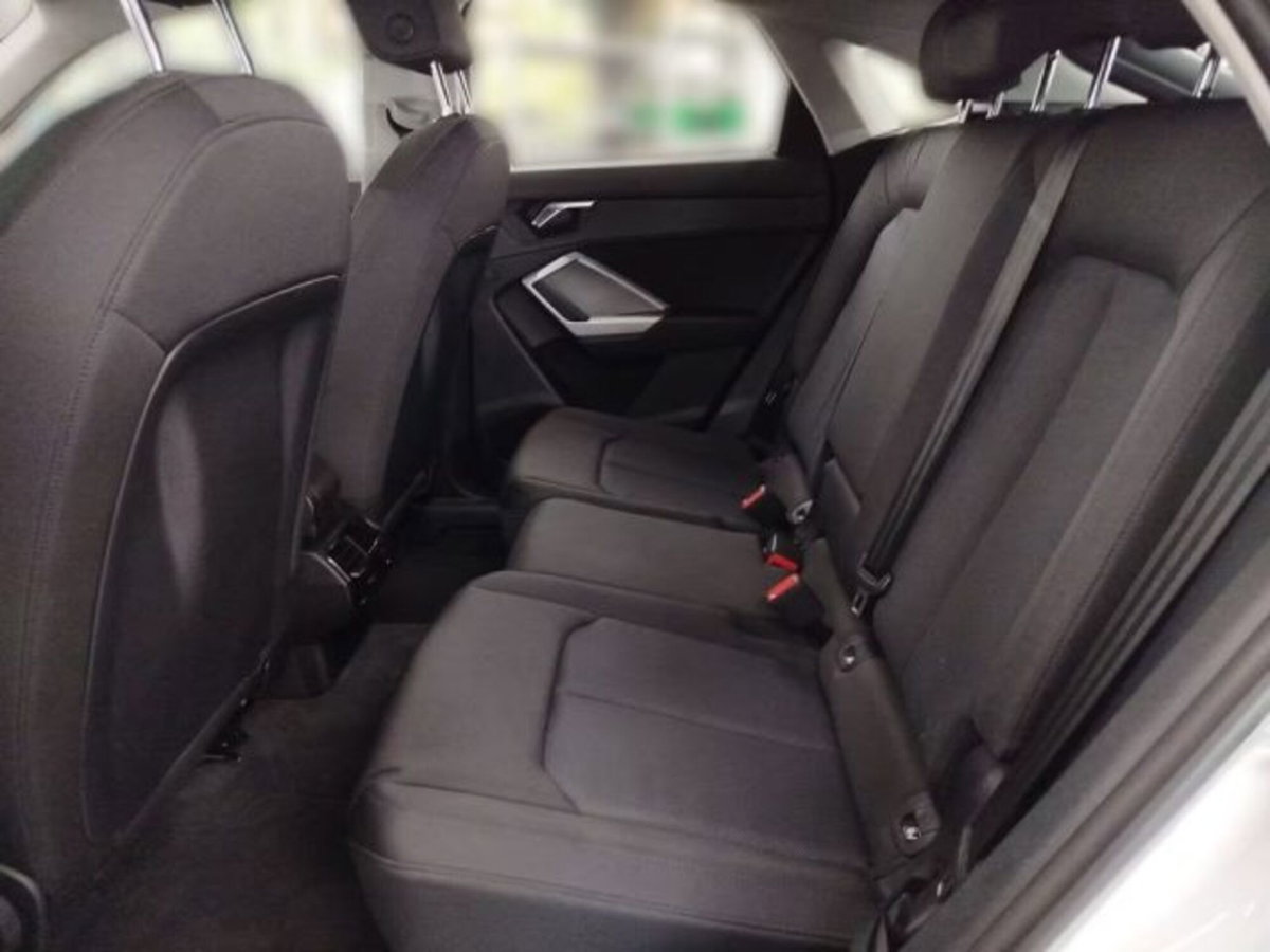 Audi Q3 Sportback 35 TDI quattro S tronic S line edition (7)