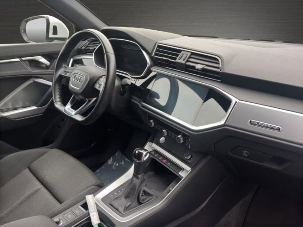 Audi Q3 Sportback 40 TDI quattro S tronic S line edition (12)