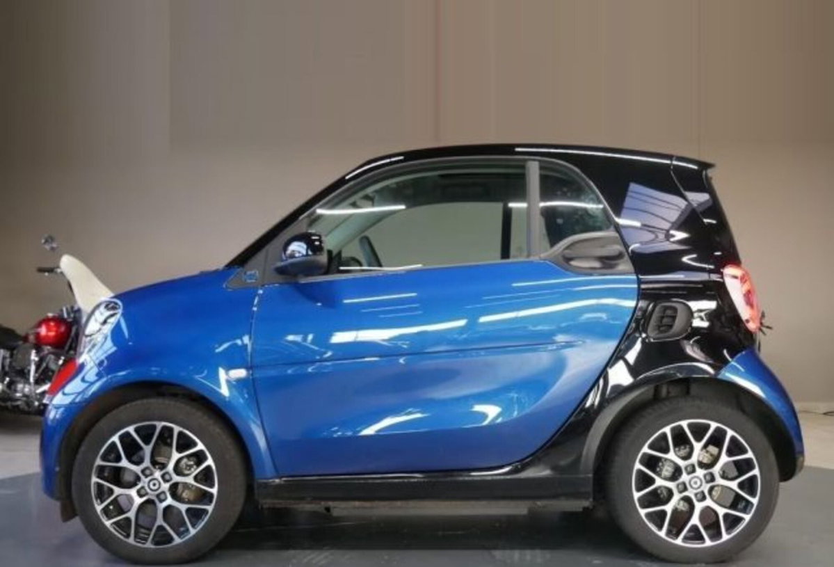 smart Fortwo EQ Prime Nightsky (2)