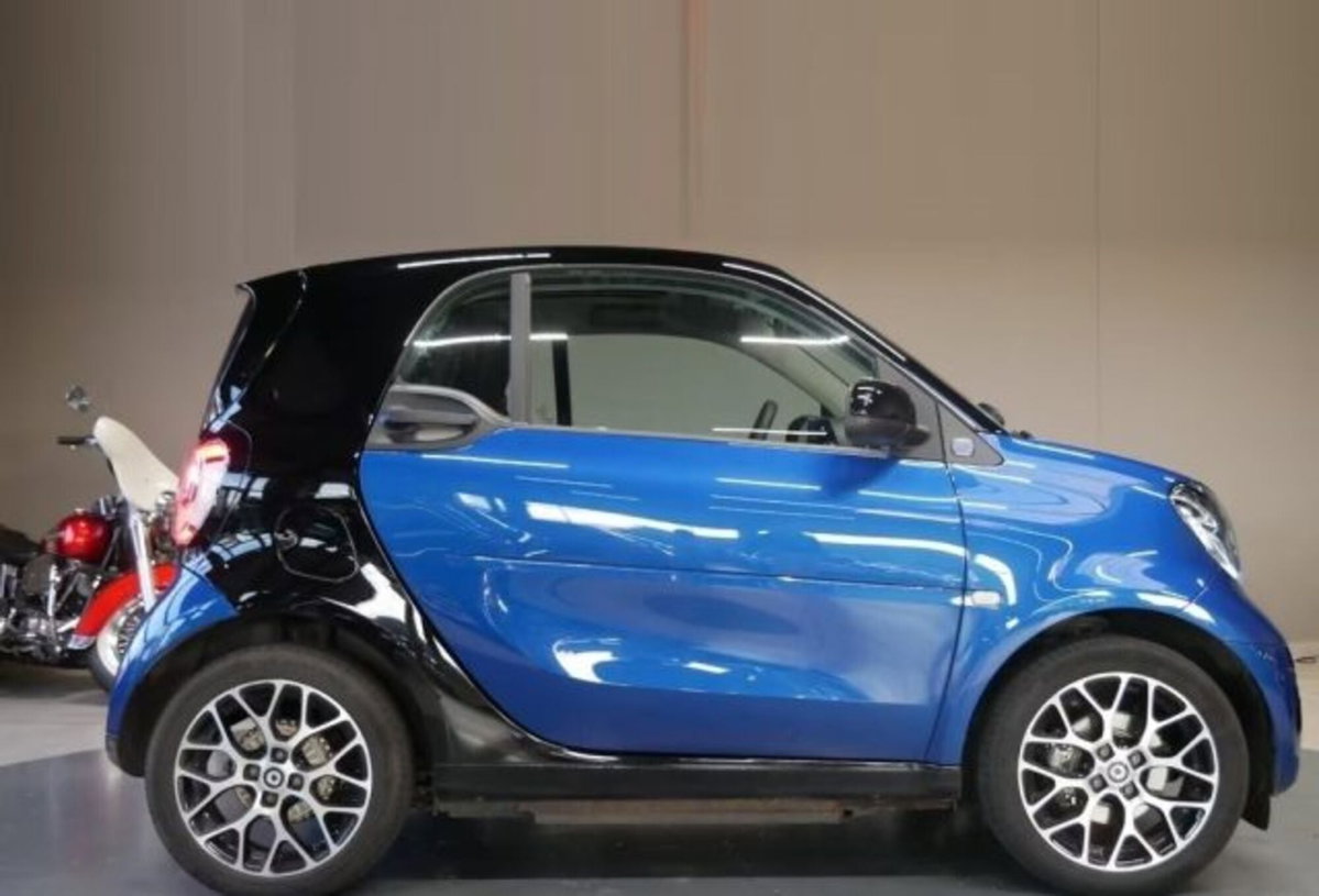 smart Fortwo EQ Prime Nightsky (6)