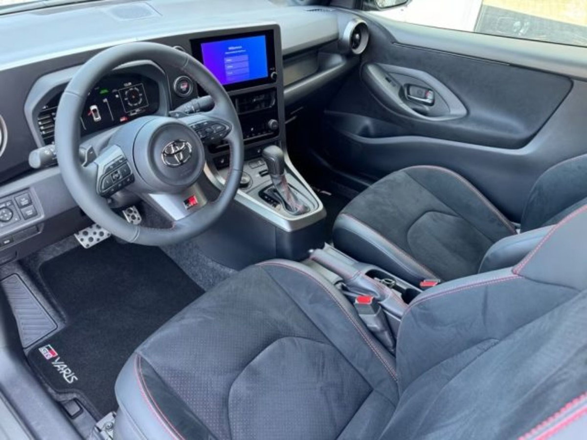 Toyota GR Yaris 1.6 Circuit imt-6 (11)